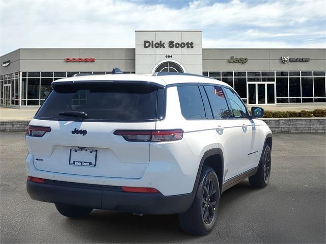 Photo of 2025 Bright White Clearcoat Jeep Grand Cherokee L