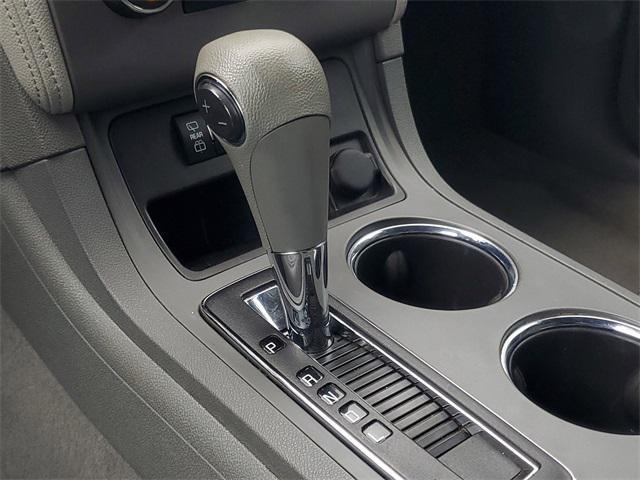 Photo of 2016 Silver Ice Metallic Chevrolet Traverse