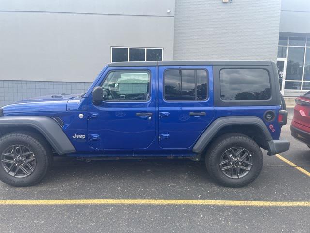 Photo of 2019 Ocean Blue Metallic Clearcoat Jeep Wrangler Unlimited