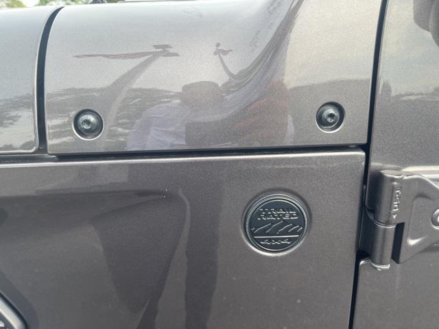 Photo of 2020 Granite Crystal Metallic Clearcoat Jeep Wrangler Unlimited
