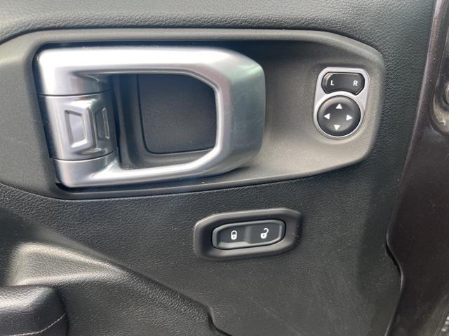 Photo of 2020 Granite Crystal Metallic Clearcoat Jeep Wrangler Unlimited