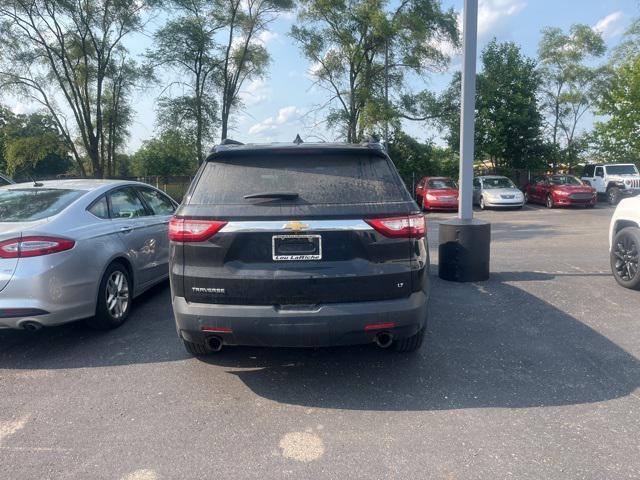 Photo of 2020 Mosaic Black Metallic Chevrolet Traverse