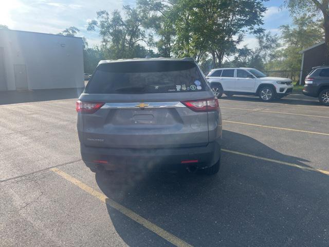 Photo of 2020 Satin Steel Metallic Chevrolet Traverse