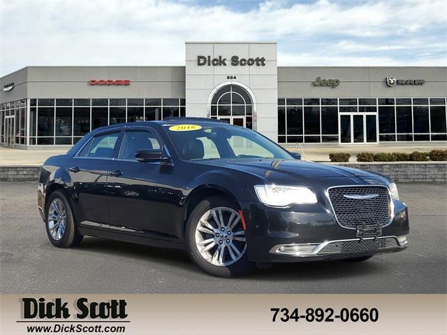 2016 Chrysler 300