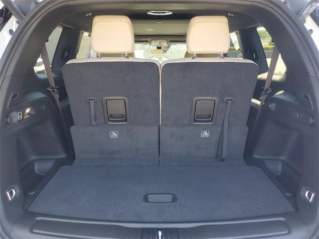 Photo of 2025 Bright White Clearcoat Jeep Grand Cherokee L
