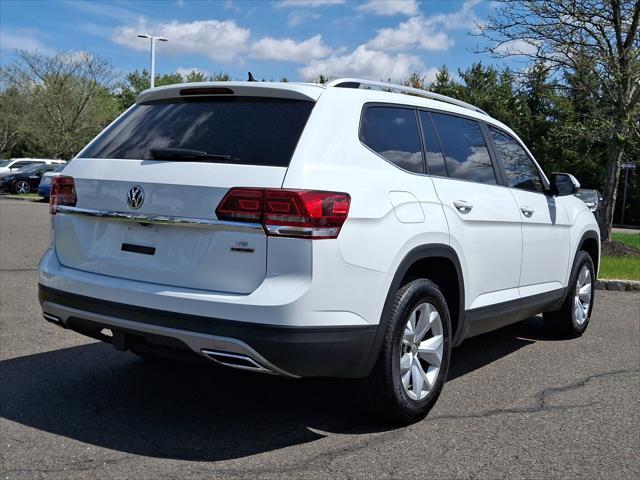 Photo of 2018 Pure White Volkswagen Atlas