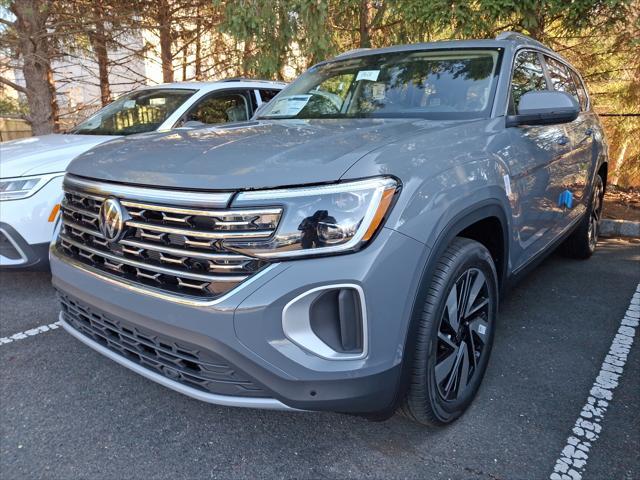 Photo of 2025 Pure Gray Volkswagen Atlas