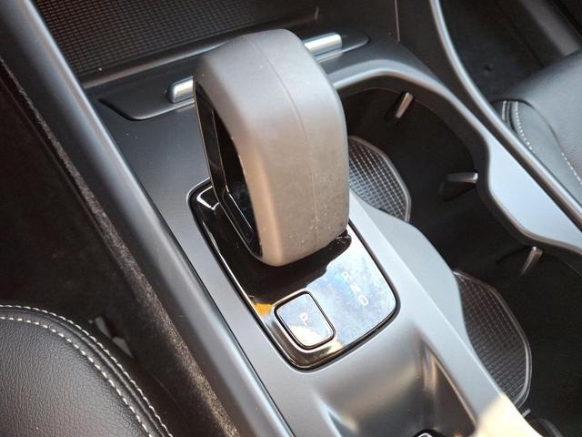 Photo of 2022 Thunder Grey Metallic Volvo XC40