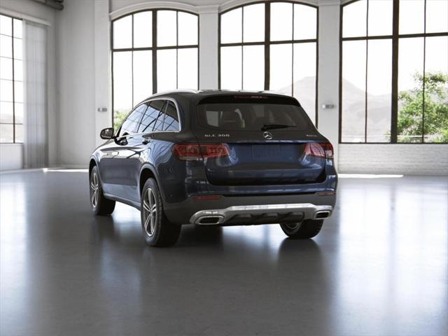 Photo of 2022 Lunar Mercedes-Benz GLC 300