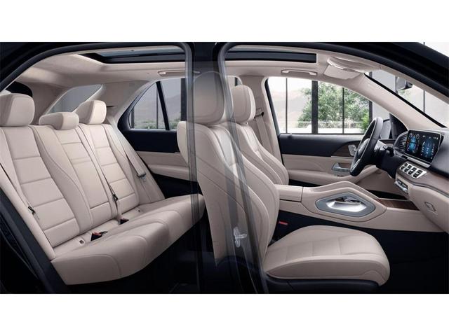 Photo of 2022 Black Mercedes-Benz GLE 350