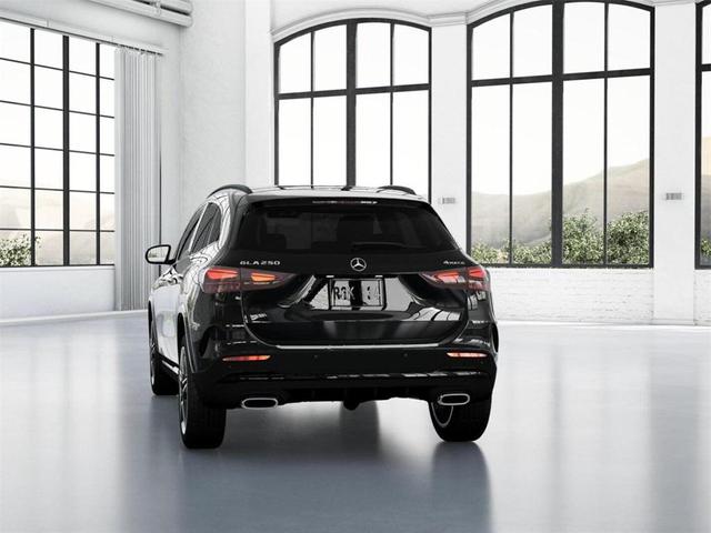 Photo of 2025 Black Mercedes-Benz GLA 250