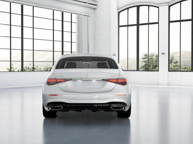 Photo of 2025 MANUFAKTUR Moonlight White Metallic Mercedes-Benz S-Class