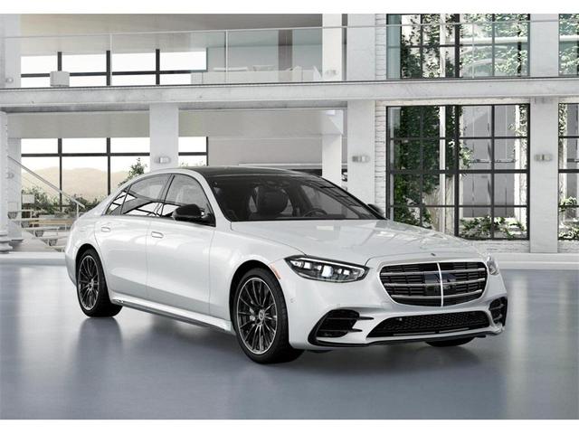 Photo of 2025 MANUFAKTUR Moonlight White Metallic Mercedes-Benz S-Class
