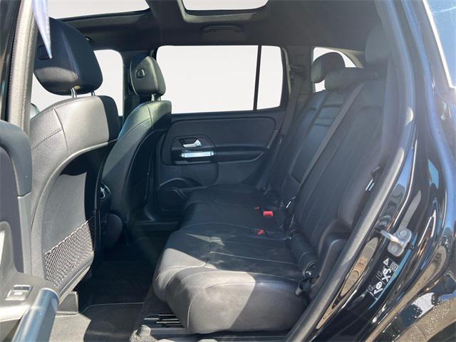 Photo of 2025 Night Black Mercedes-Benz GLB 250