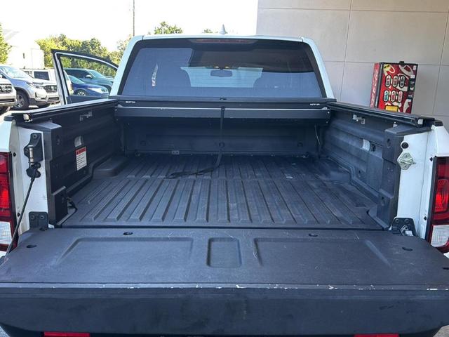 Photo of 2017 White Diamond Pearl Honda Ridgeline