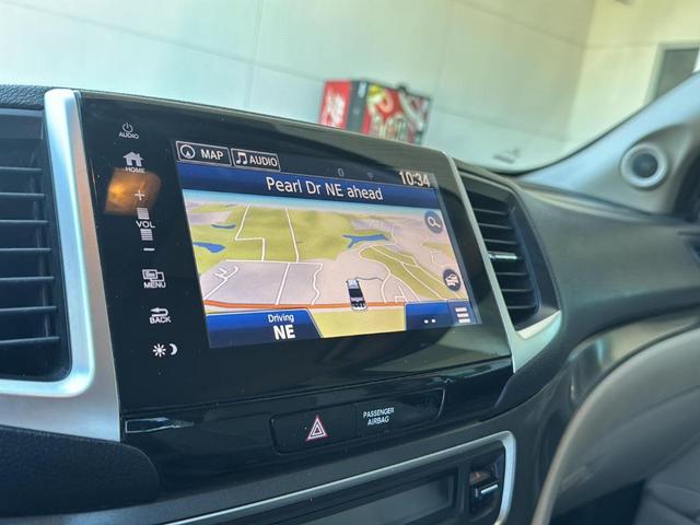 Photo of 2017 White Diamond Pearl Honda Ridgeline
