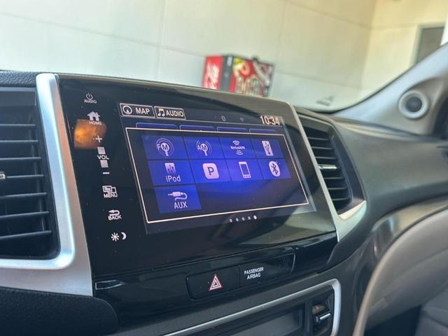Photo of 2017 White Diamond Pearl Honda Ridgeline