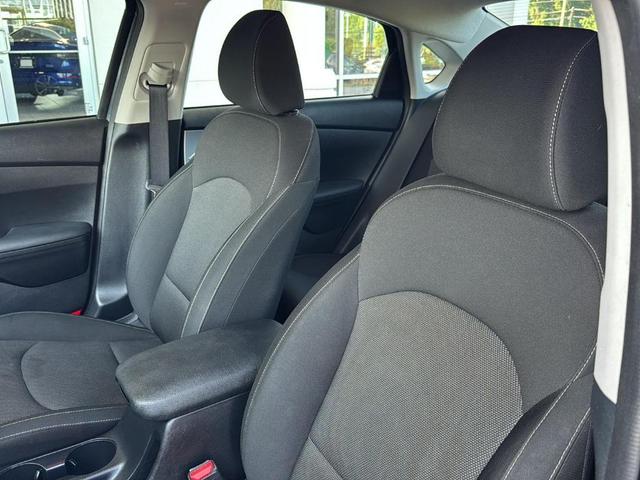 Photo of 2024 Gravity Gray Kia Forte