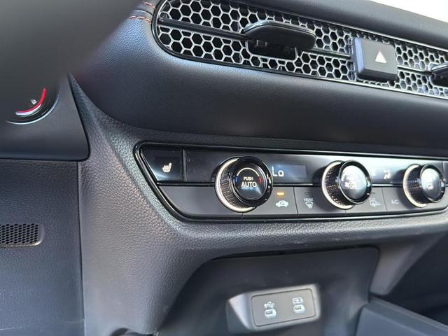Photo of 2026 Red Honda HR-V