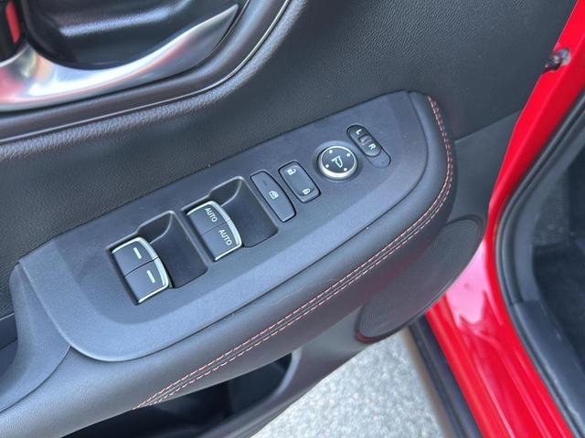 Photo of 2026 Red Honda HR-V