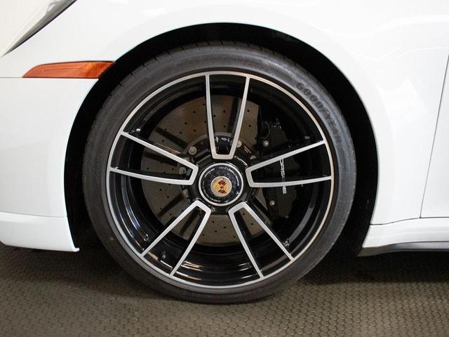 Photo of 2023 Carrara White Metallic Porsche 911
