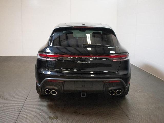Photo of 2024 Black Porsche Macan