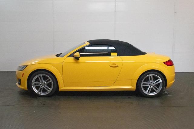 Photo of 2016 Vegas Yellow/Black Roof Audi TT