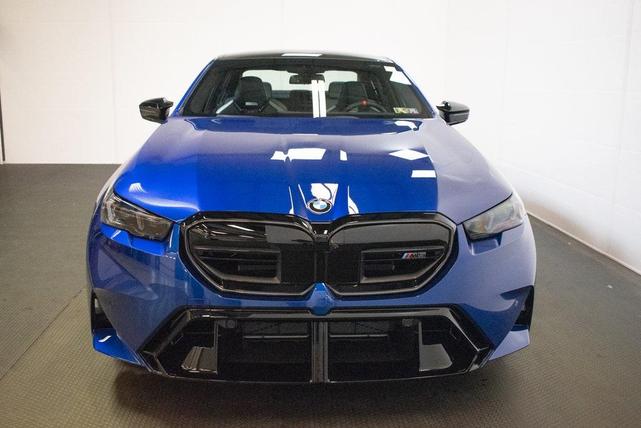 Photo of 2026 Marina Bay Blue Metallic BMW M5