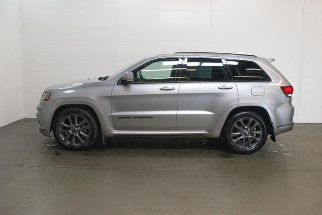 Photo of 2018 Billet Silver Metallic Clearcoat Jeep Grand Cherokee