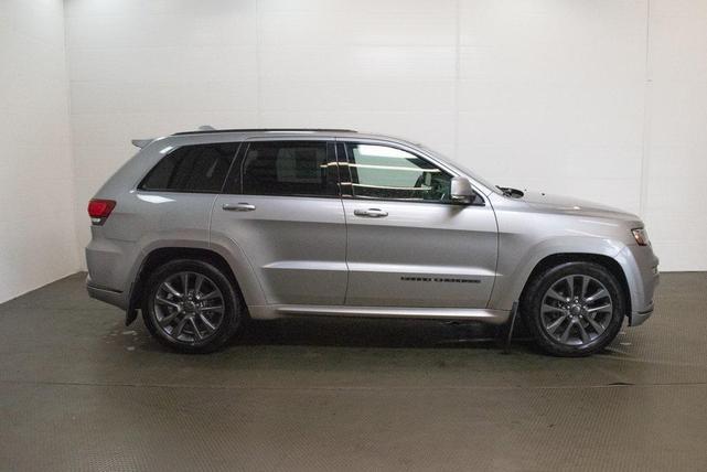 Photo of 2018 Billet Silver Metallic Clearcoat Jeep Grand Cherokee