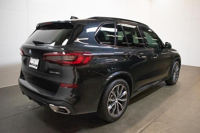 Photo of 2023 Black Sapphire Metallic BMW X5