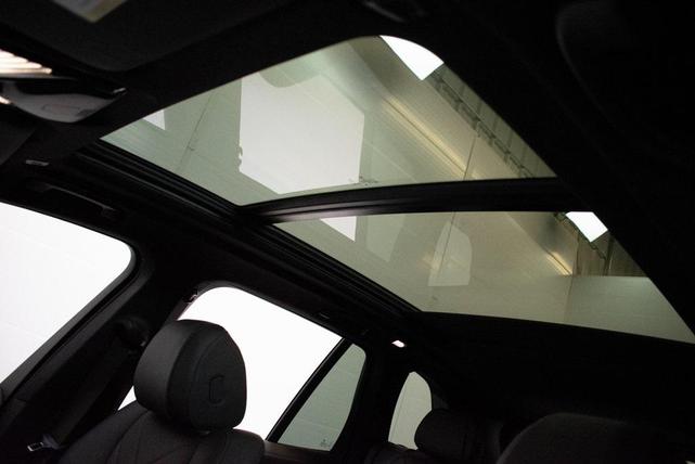 Photo of 2023 Black Sapphire Metallic BMW X5