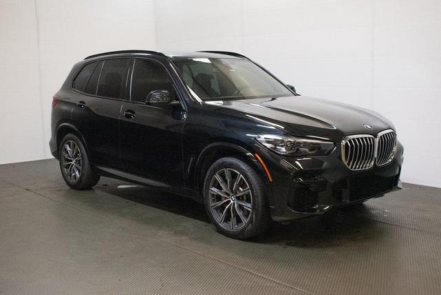 Photo of 2023 Black Sapphire Metallic BMW X5