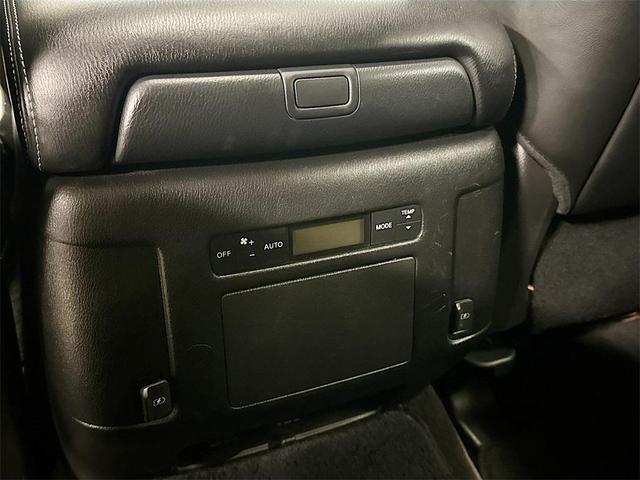 Photo of 2019 Gun Metallic Nissan Armada