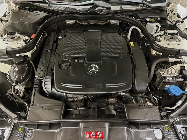Photo of 2012 White Mercedes-Benz E-Class