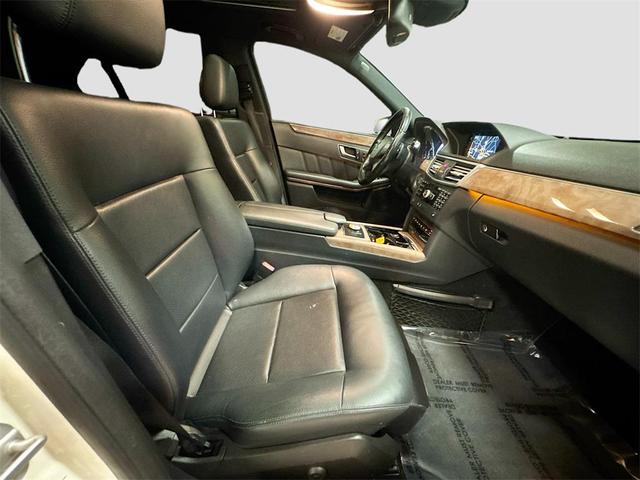 Photo of 2012 White Mercedes-Benz E-Class