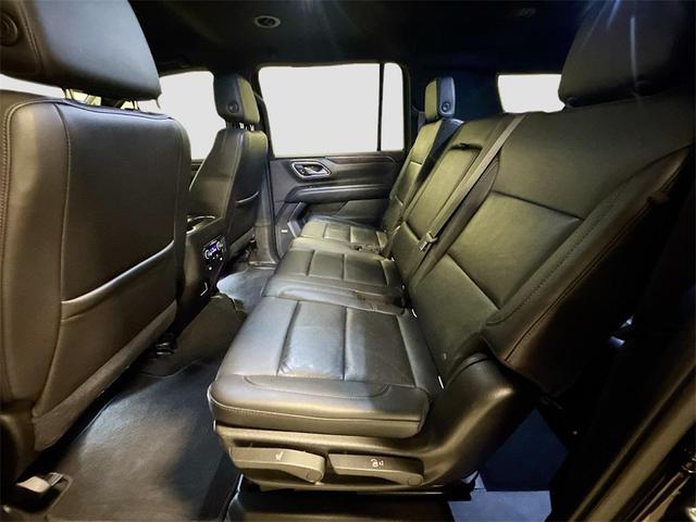 Photo of 2021 Black Chevrolet Suburban