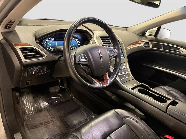 Photo of 2016 Ingot Silver Lincoln MKZ