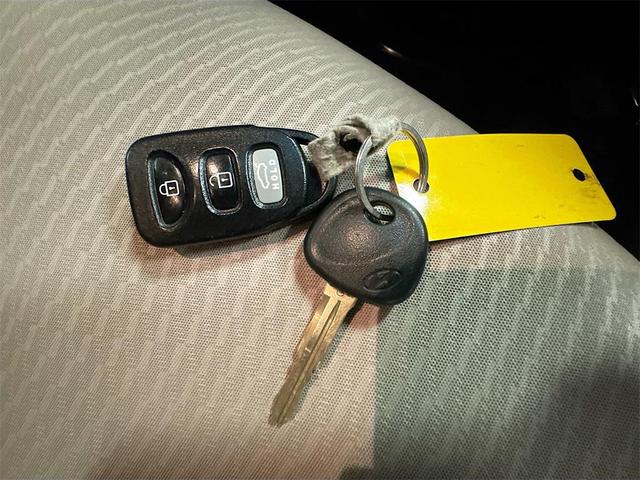 Photo of 2014 Desert Bronze Hyundai ELANTRA