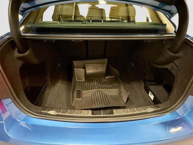 Photo of 2016 Estoril Blue Metallic BMW 328