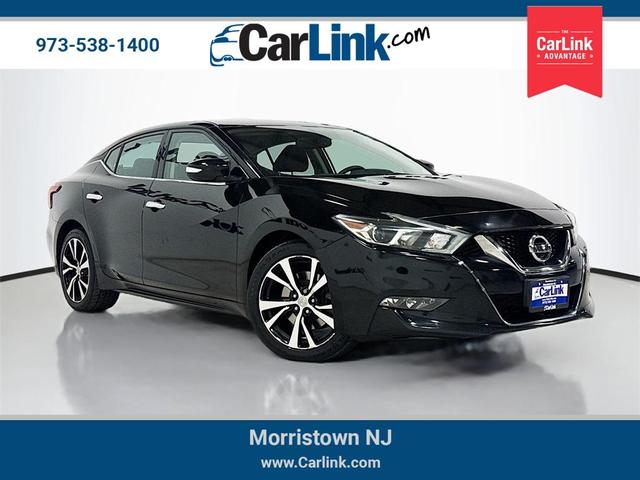 Photo of 2018 Super Black Nissan Maxima