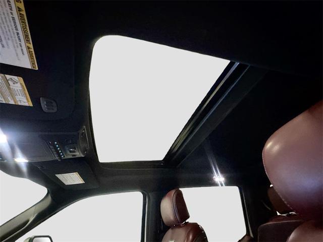 Photo of 2020 Star White Metallic Tri-Coat Ford F-350