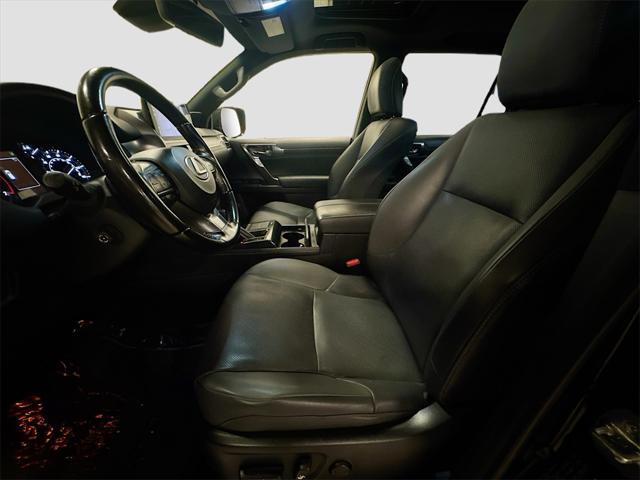 Photo of 2022 Black Onyx Lexus GX 460