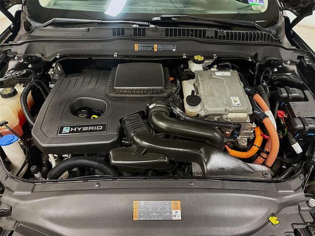 Photo of 2019 Agate Black Ford Fusion Hybrid