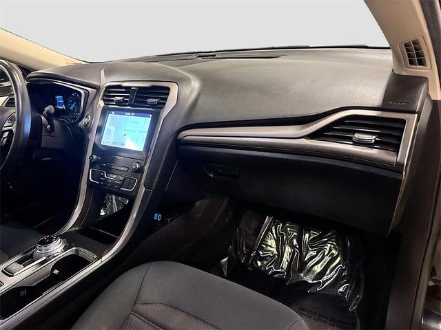 Photo of 2019 Agate Black Ford Fusion Hybrid