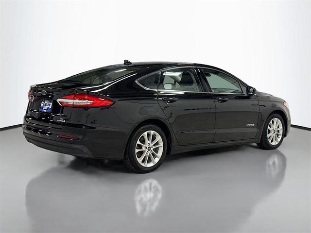 Photo of 2019 Agate Black Ford Fusion Hybrid