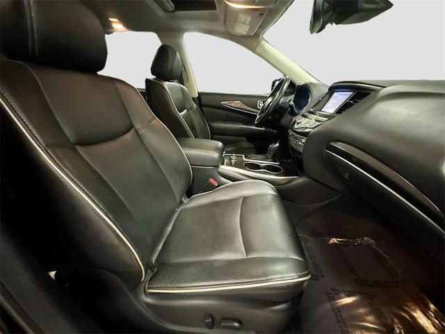 Photo of 2019 Black Obsidian INFINITI QX60