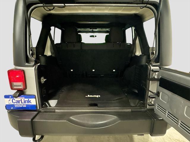 Photo of 2016 Billet Silver Metallic Clearcoat Jeep Wrangler Unlimited