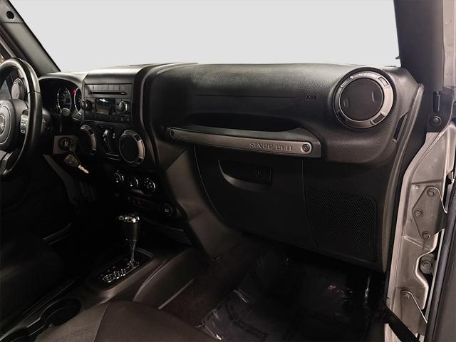 Photo of 2016 Billet Silver Metallic Clearcoat Jeep Wrangler Unlimited