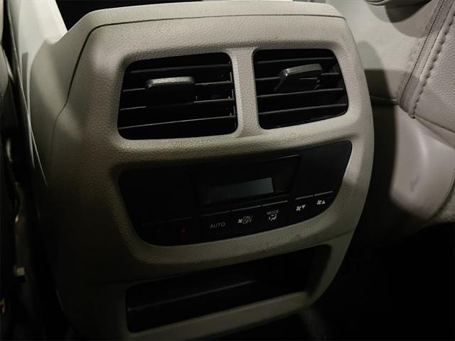 Photo of 2017 Modern Steel Metallic Honda Pilot